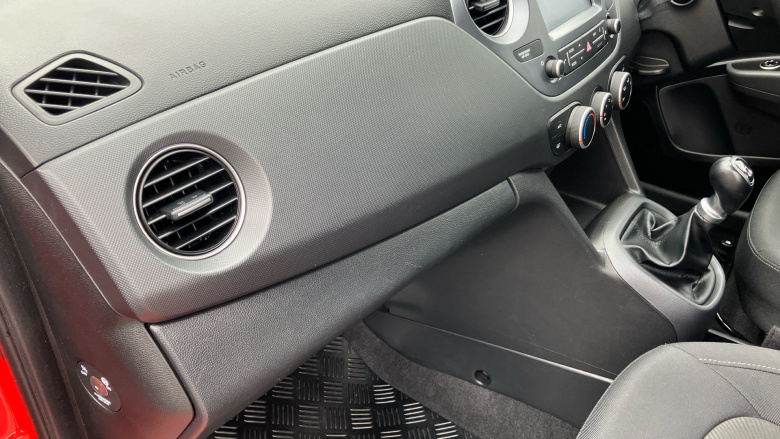 Hyundai i10 1.0 Play 5dr Petrol Hatchback